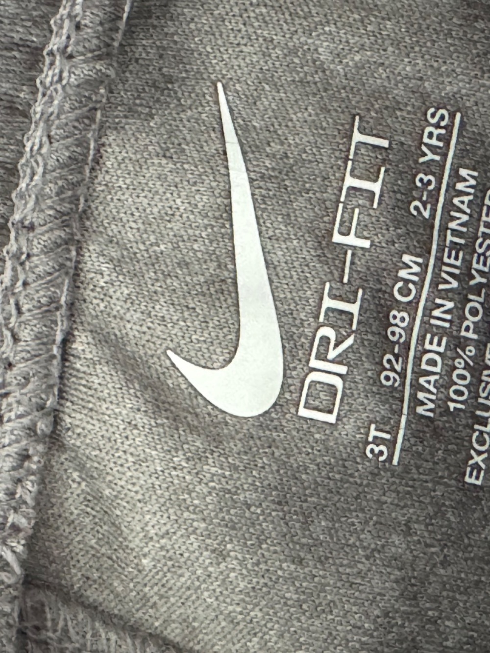 Nike 3T Green Shirt & Grey Short Set - Picture 4 of 4